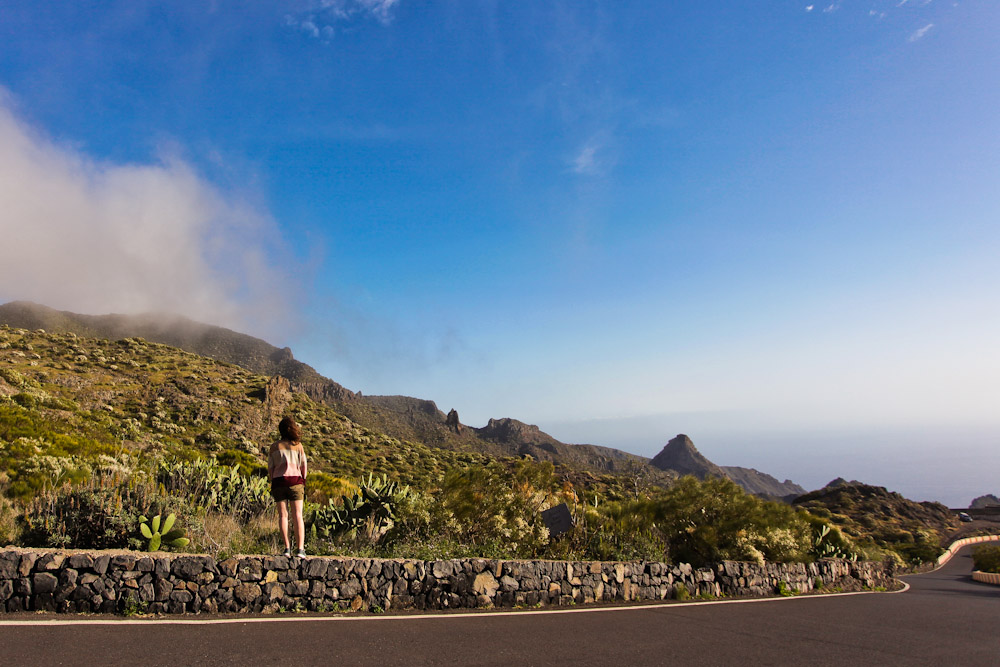 Fahrt über das Teno Gebirge auf Teneriffa