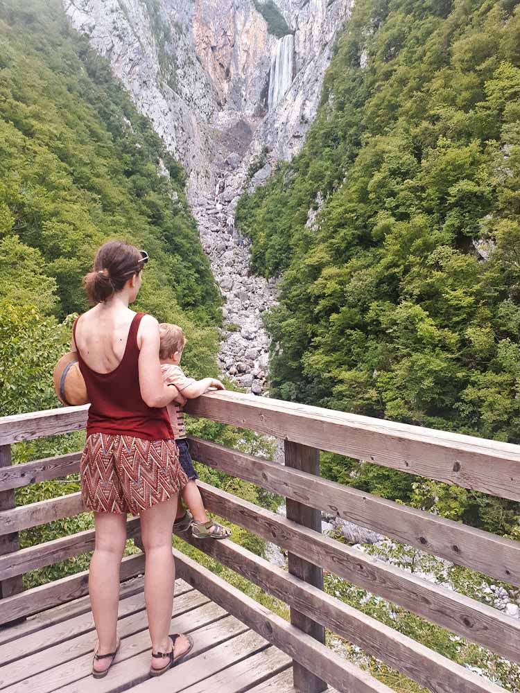 Triglav Nationalpark Soca Tal mit Kleinkind