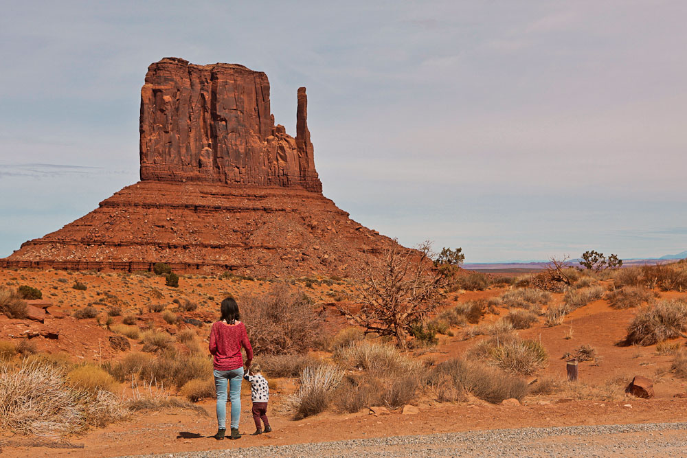Monument Valley Scenic Drive mit Kleinkind
