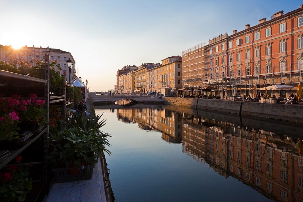 Der Canale Grande zählt zu den Triest Sehenswürdigkeiten