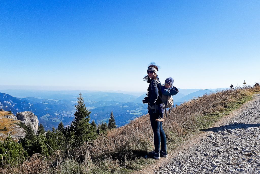 Wandern auf der Rax mit Kind - hier unweit vom Autohaus