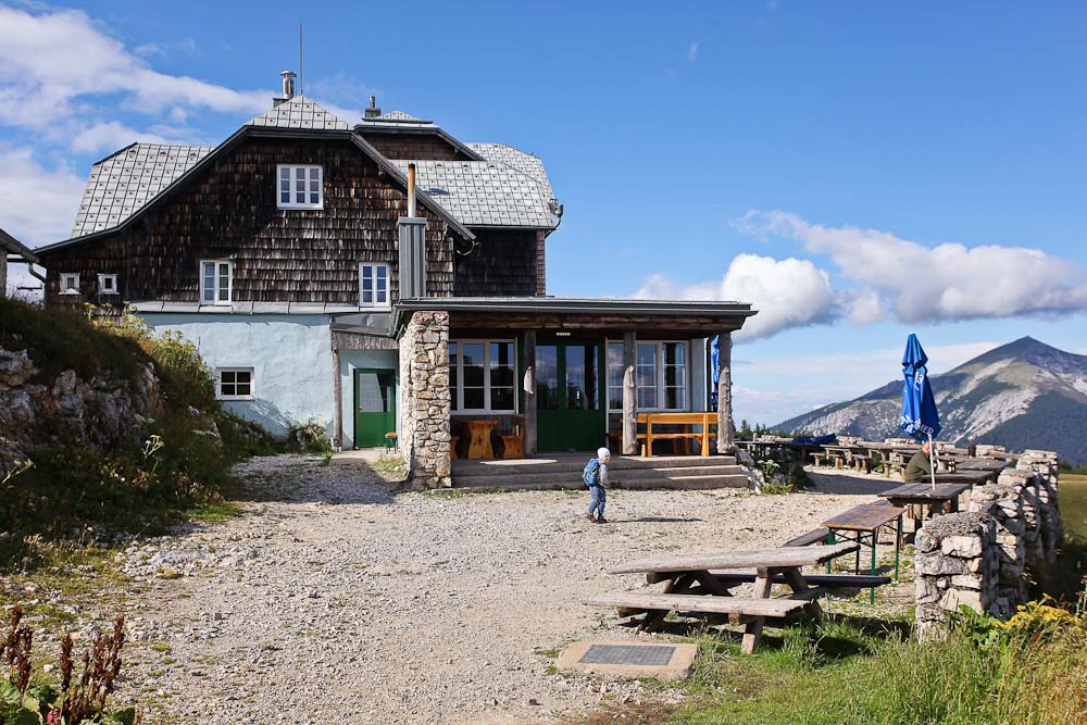 Das Ottohaus ist Startpunkt der Wanderung auf den Jakobskogel mit Kindern