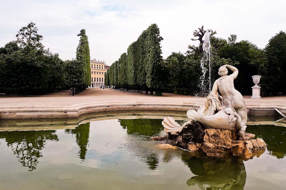 Schlosspark Schönbrunn: der Najadenbrunnen