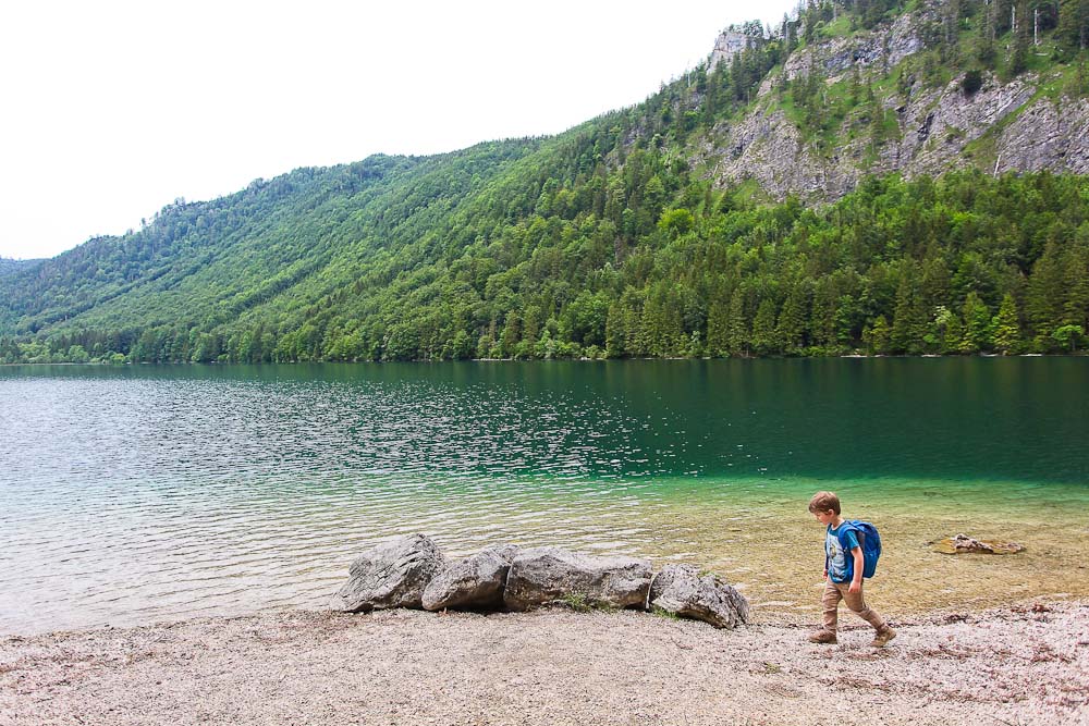 Langbathseen Rundweg mit Kindern wandern