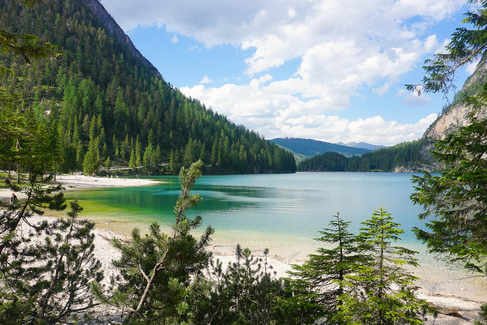 Südtirol Ausflugstipps mit Kindern: der Pragser Wildsee