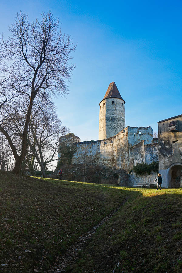 Burg Seebenstein mit Kindern wandern