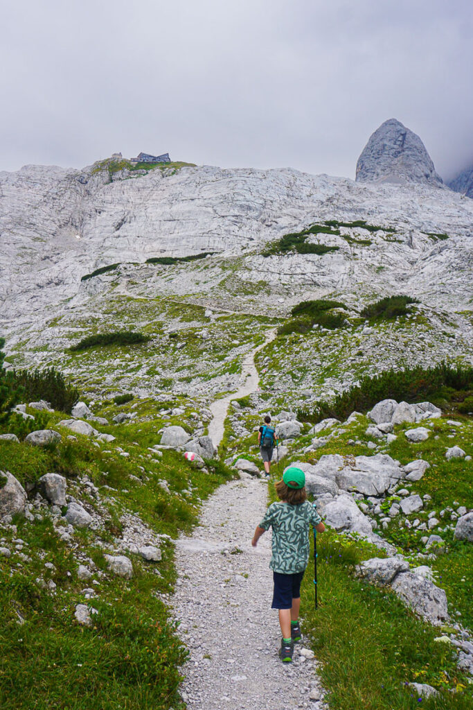 Dachstein Hüttenwanderung Simonyhütte mit Kindern