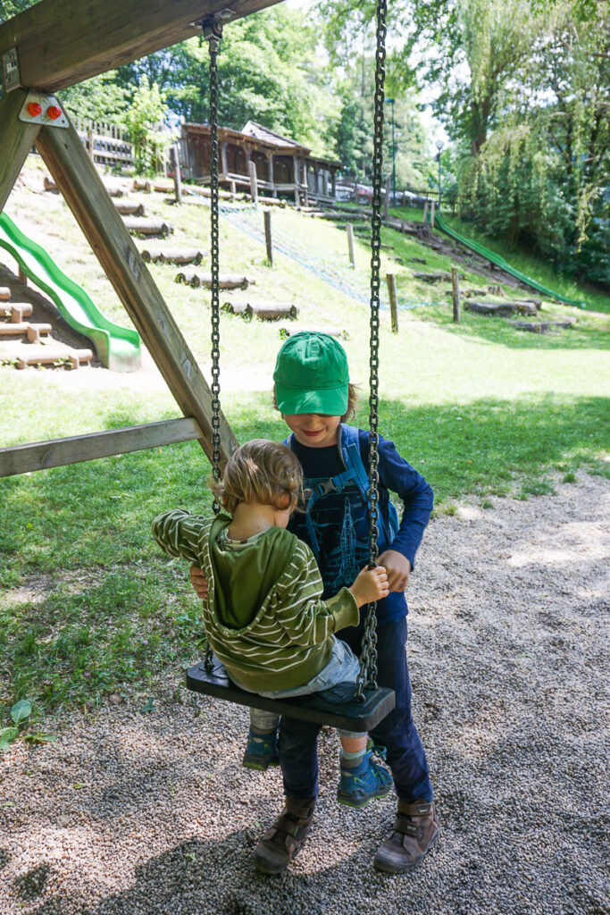 Spielplatz Myrastubn