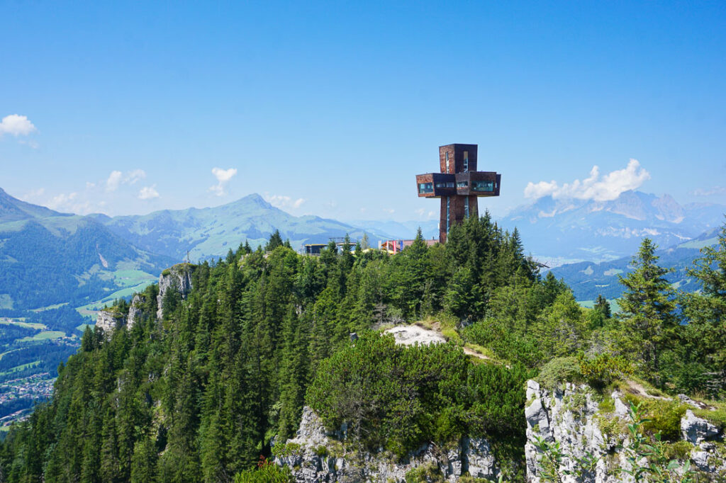 Jakobskreuz Buchensteinwand Pillerseetal Sommer