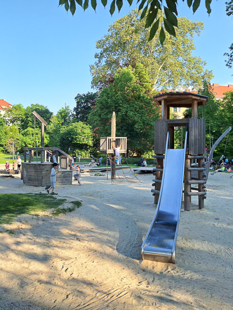 Graz mit Kindern Spielplatz im Augarten