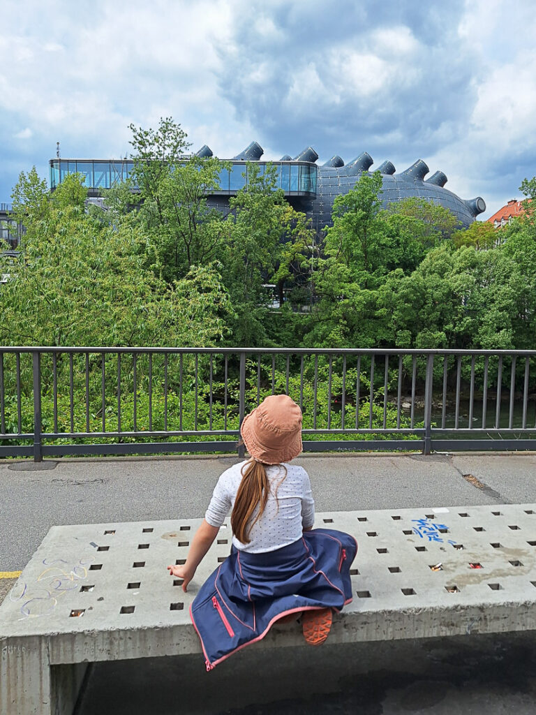 Graz mit Kind: Blick auf's Kunsthaus