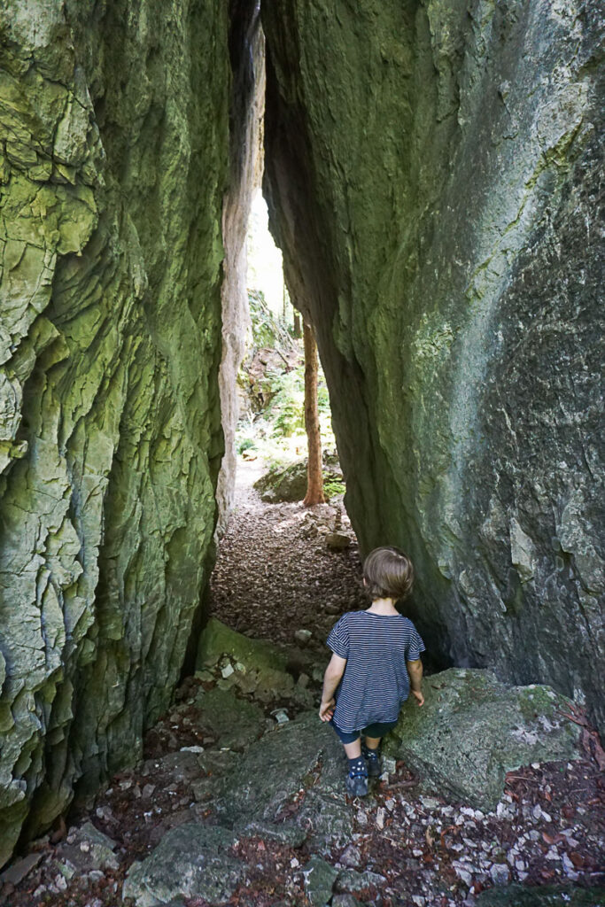 Wandern in Bezau mit Kindern: Höhlenpark Klausenstein
