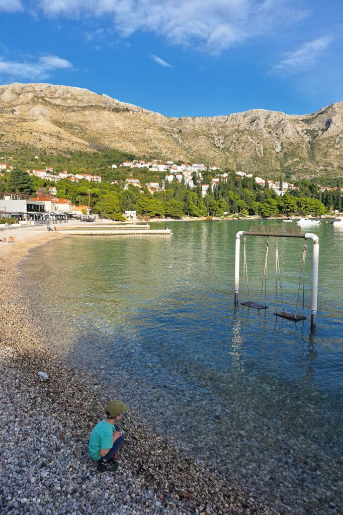 Srebreno Strand mit Kindern