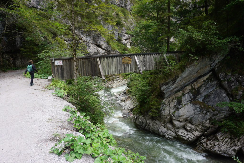 In der Kundler Klamm wandern