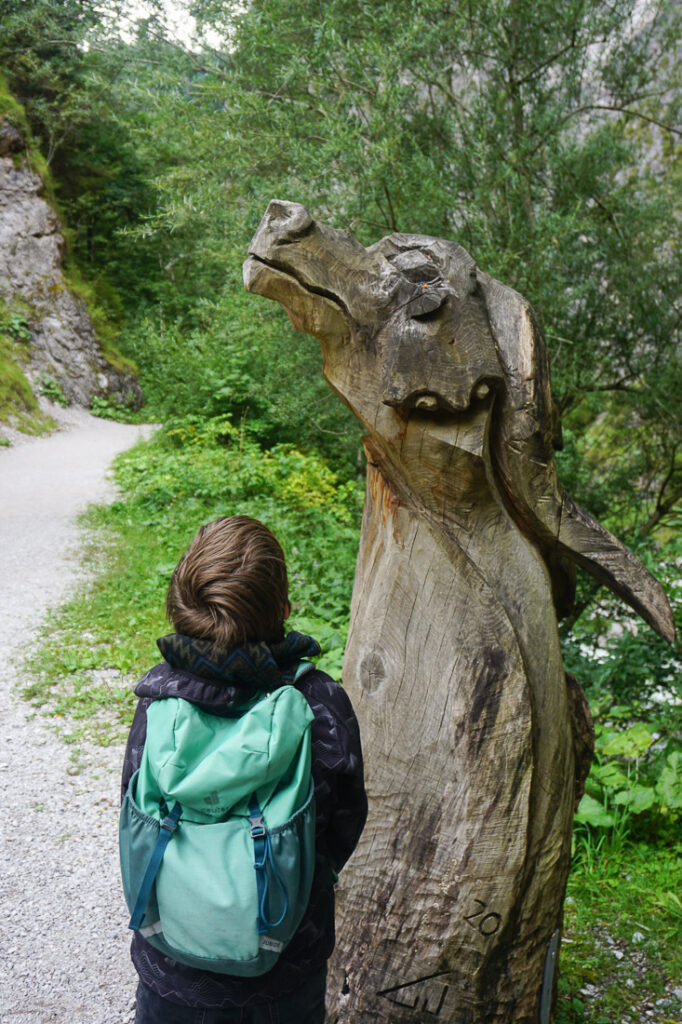 In der Kundler Klamm mit Kindern wandern