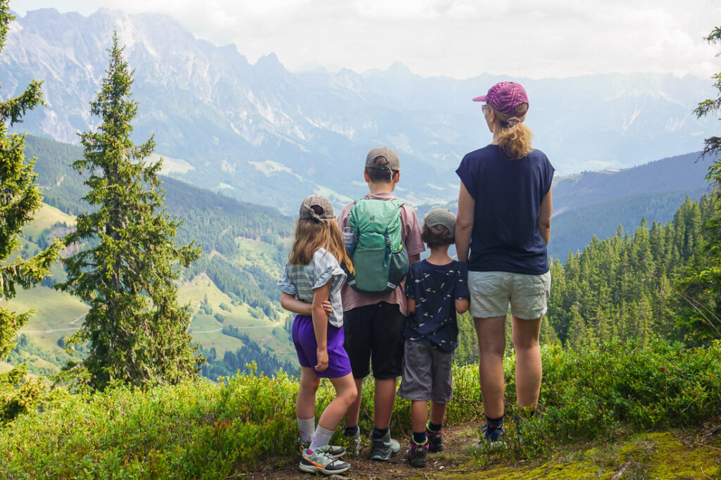 Saalbach wandern mit Kindern