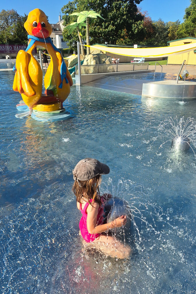 Baden bei Wien mit Kindern im Sommer: Thermalstrandbad Baden
